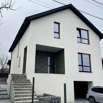 Продаж 4к Дім Миколи Стаховського (Суворова) вулиця