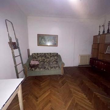 Липківського 40 Соломянка 2 кім оренда терміново!