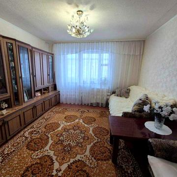 Продається 3-кімнатна квартира по вул. Стависька