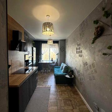 Продам 3-комн. квартиру с ремонтом в Радужном ЖК Радужний