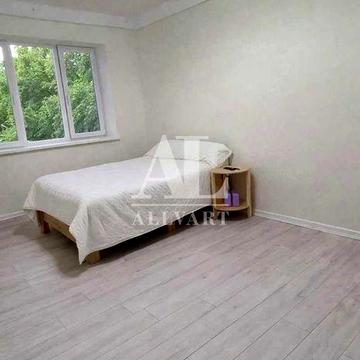 Продаж 2кім квартири з ремонтом Борщагівка, вул. Жуля Верна