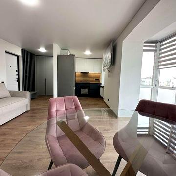 **ЦЕНТР! 1 Кімн 47 кв м ПРЕМІУМ Сегменту Перша Оренда