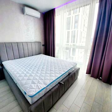 Зарічна вул., 4