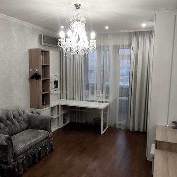 Володимира Івасюка просп. (Героїв Сталінграду), 8