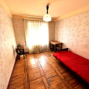 Продаж 2-кімнатної квартири, вул. Шкільна, 8 (Малий ринок)