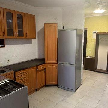 Оренда квартири Озерна