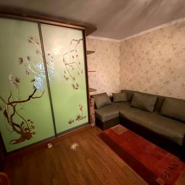 Продам 1 ком квартиру!