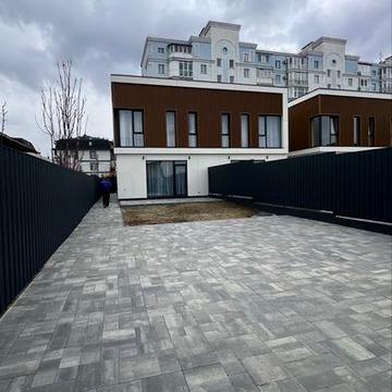 Продаж дуплекс з ремонтом