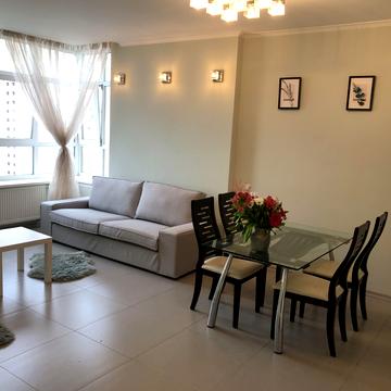 Валерія Лобановського просп. (Червонозоряний), 4-В