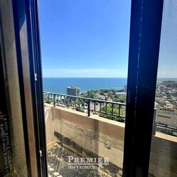 Зданий будинок. 3 кімнатна 97 м² з видом на море та великим балконом