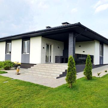 Продам дом с бассейном Новоалександровка