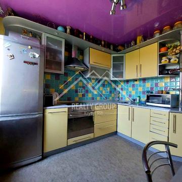 Свято-Миколаївська вул. (Леніна), 8