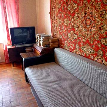 Продам 2 к. квартиру ул. Холодногорская