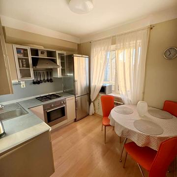 Татарська вул., 36/5