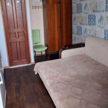 Сдам  1-ком. Косвенная. Можно на короткий срок.