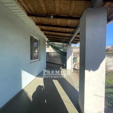 .Будинок з ремонтом Червоний хутор, тераса з зоною барбекю 75000у.о