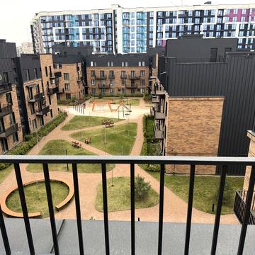 Оренда в центрі Івано-Франківська. Клубне містечко 12