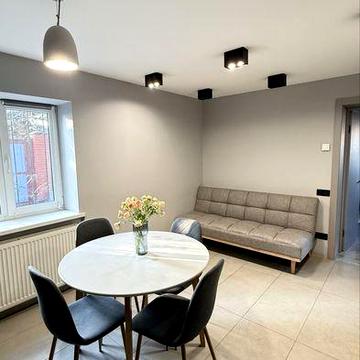 Здам в довгострокову  оренду будинок.