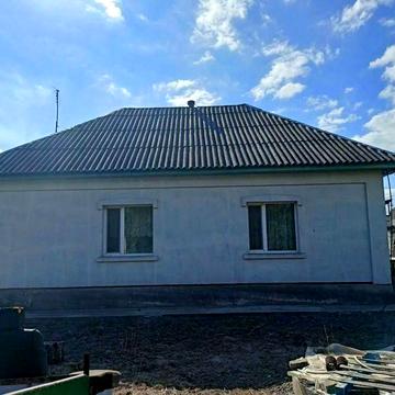 Продаю будинок із земельною ділянкою с.Требухів EV