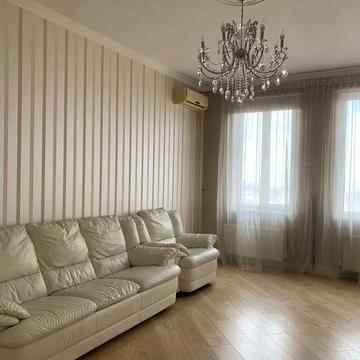 Здам  2ох кімнатну квартиру в центрі