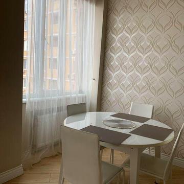 Здам  2ох кімнатну квартиру в центрі