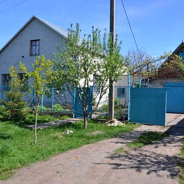 Продам новий великий будинок в м. Берестин (м. Красноград)