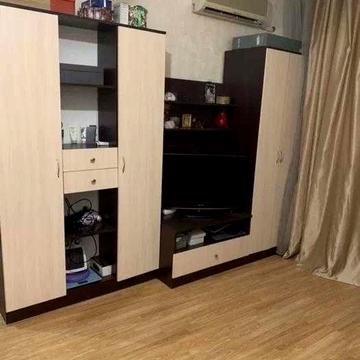 Незалежності вул. (Титова), 6