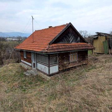 Будинок в гуцульському стилі.