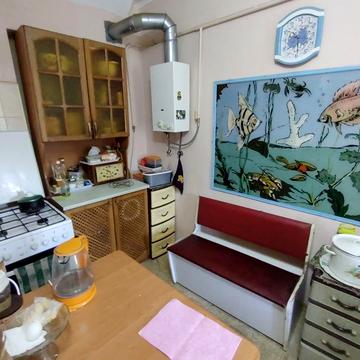 Болгарська вул., 50