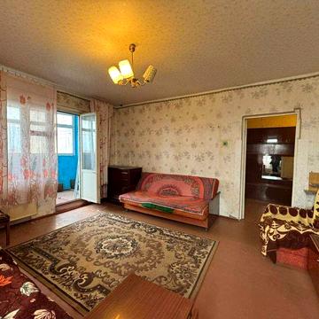 Продам большую однушку на Черемушках с двумя лоджиями, Варненская