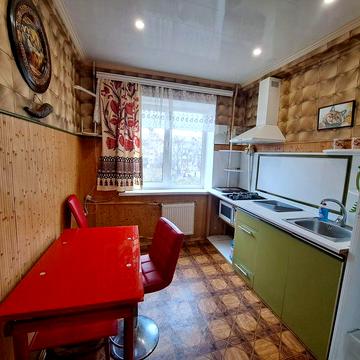 Здам в оренду 2к. квартиру біля метро вулиця Васильківська 47 корпус 3