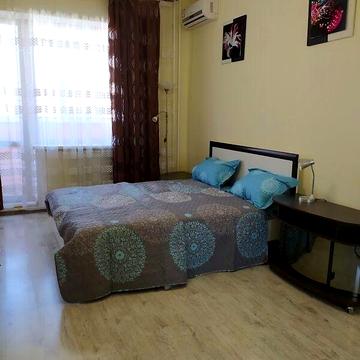 Довгострокова оренда 1к Квартира Небесної Сотні проспект