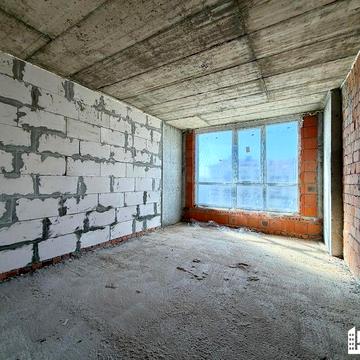 Продаж 1 кім в готовому будинку,затишний район