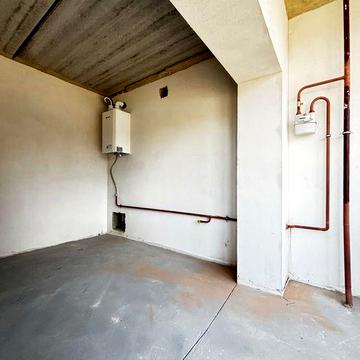 Квартира в зданому будинку! Ірпінь! Газ! Центр. комунікації!