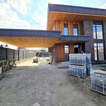 Будинок з цегли 213 м2 цоколь газ навіс 2 авто 8 соток с. Ходосівка