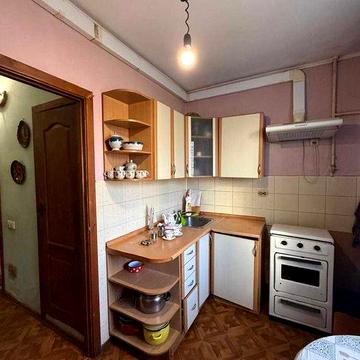 Здається  1-к, Троєщина, вул.Закревського