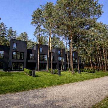 Таунхаус з газом в лісі / $750кв.м / 143кв.м / шлагбаум /асфаль/сусіди