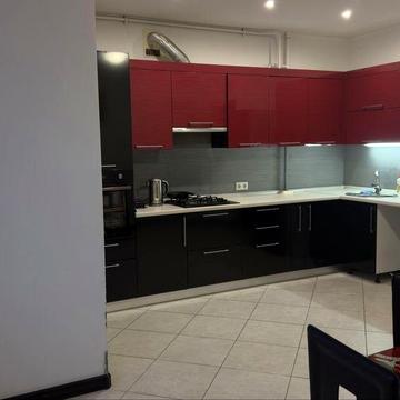 Озеро/БАМ/ 2 кімнатна в ЖК закритого типу