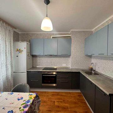 Оренда просторої 2к, вул. Сергія Данченка 5, Генератор на Ліфт