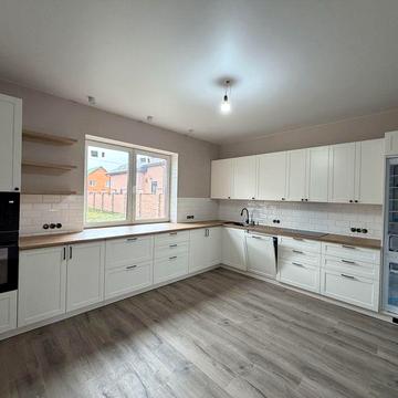 Продам двоповерховий, 5к будинок з ремонтом в с. Білогородка, без %