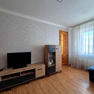 Продаж 3-кімнатної квартири \район 21 гімназіі\