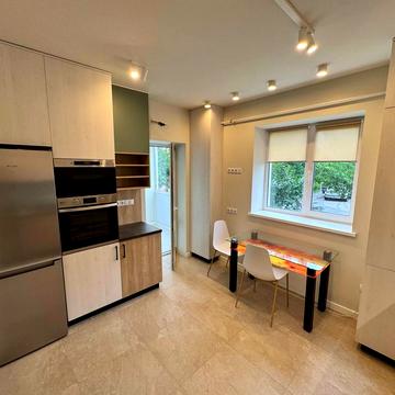 Центральна вул., 36-В