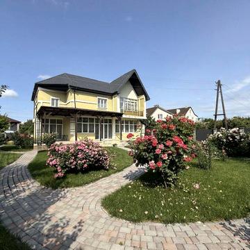 Здам шикарний будинок в центральній частині м.Бориспіль