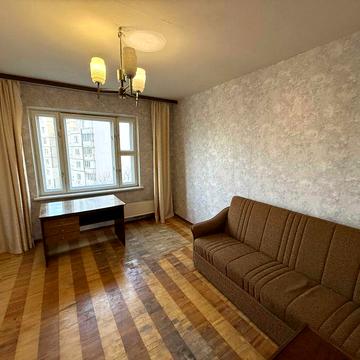 Сдается М.Харьковска 15мин.ходу.2-х комнтна квартира ул.Ревуцкого 19/1