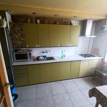 Здається 4 кімнатна квартира на Келецькі.