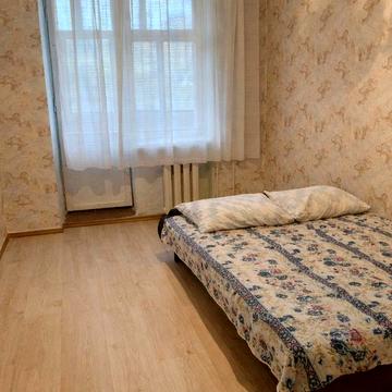 Оренда 2х кімнатної  Інститутська