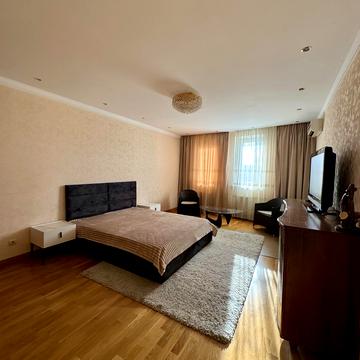 Голосіївська вул., 13-А