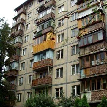 Академіка Вернадського 73-а, метро Академмістечко