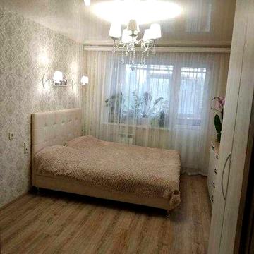 Продаю затишну 2-к.кв, Нові Будинки, пр. Байрона, Комунальний ринок