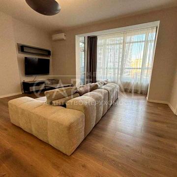 Квартира 158м2 на Печерську 3 спальні Невисокий поверх Гардероб